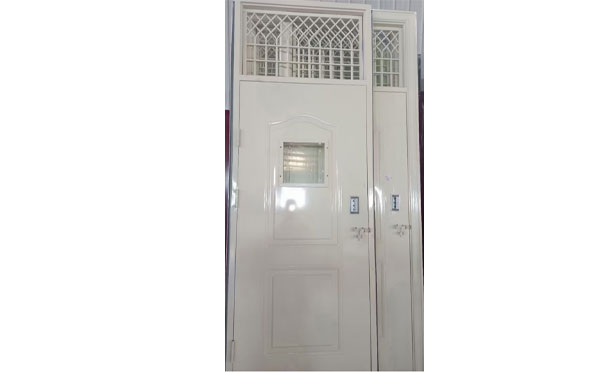 囊谦学校教室门