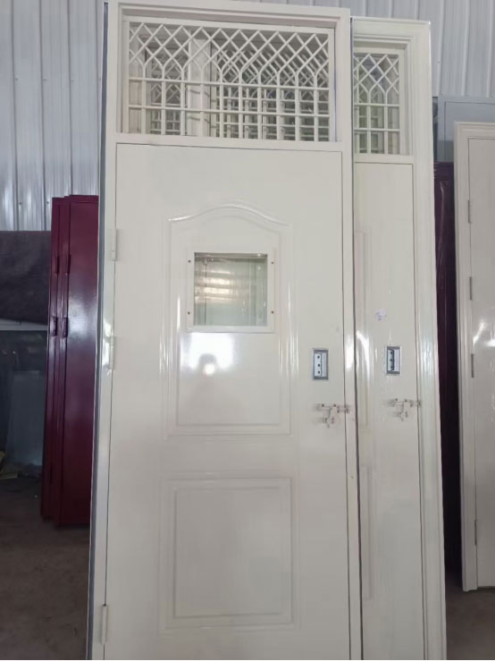 囊谦学校教室门 囊谦学校教室门